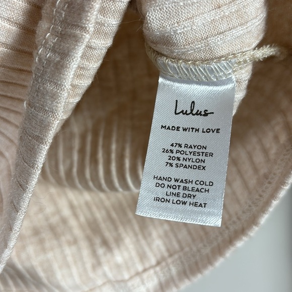 NWT Lulus Long Sleeve Top - Picture 3 of 5